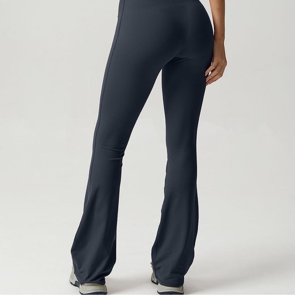 Jumpsuit - Picture 4 of 7